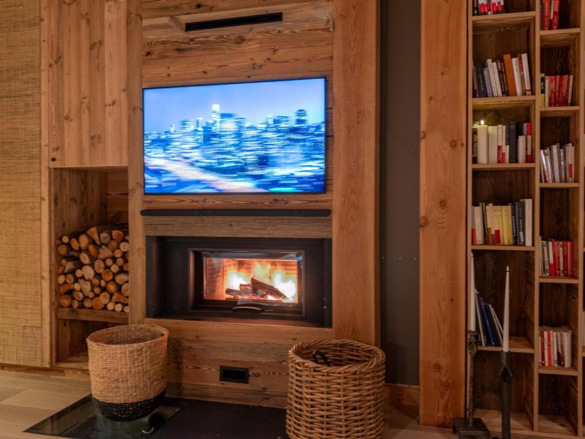 Superbe Ferme Renovee En Chalet De Luxe En Pleine Nature Barcelonnette Exterior photo